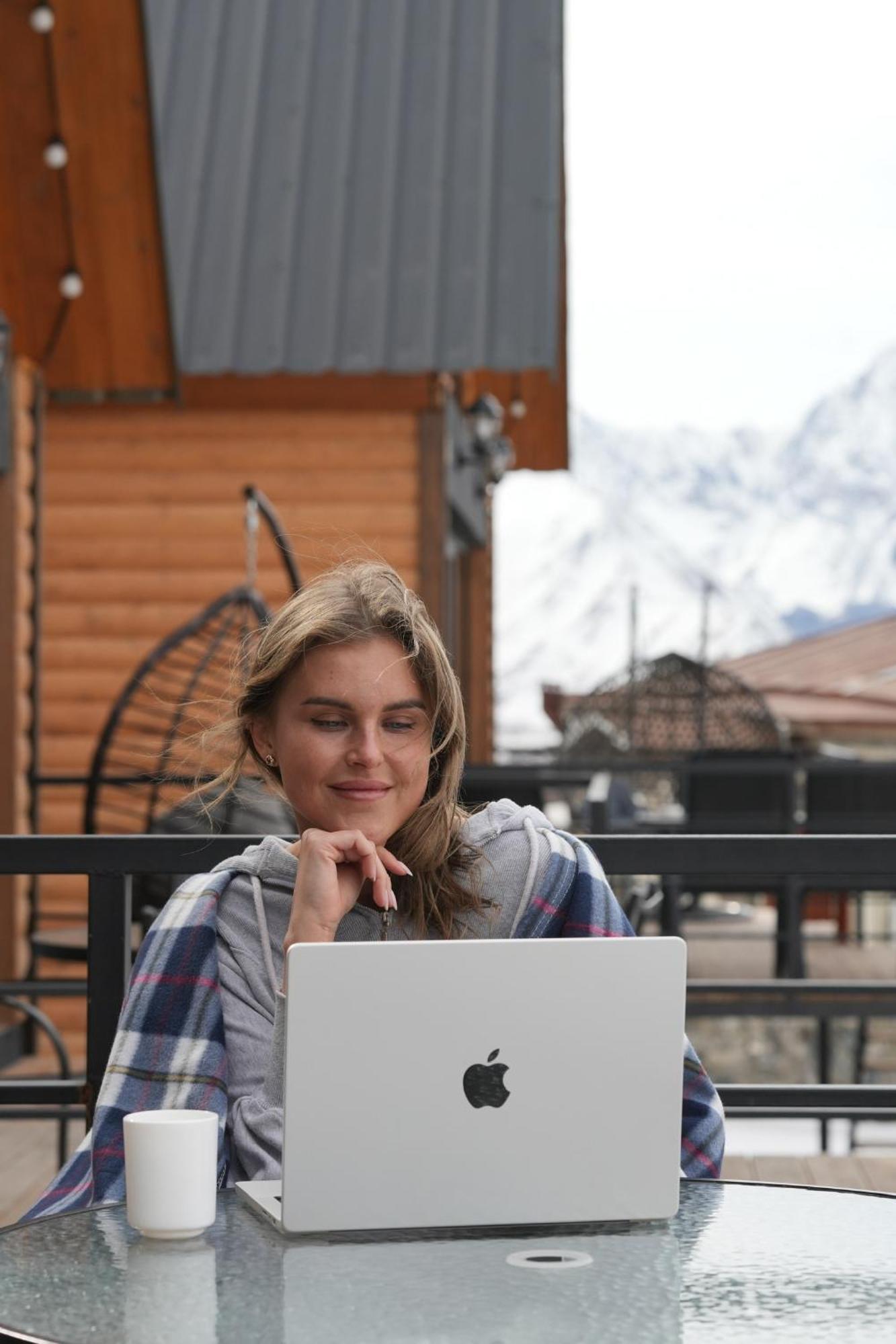 Вилла Kazbegi Story Экстерьер фото